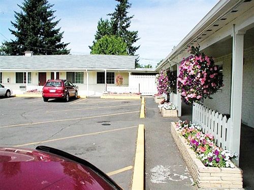 Valley Inn - Lebanon Oregon Exterior foto